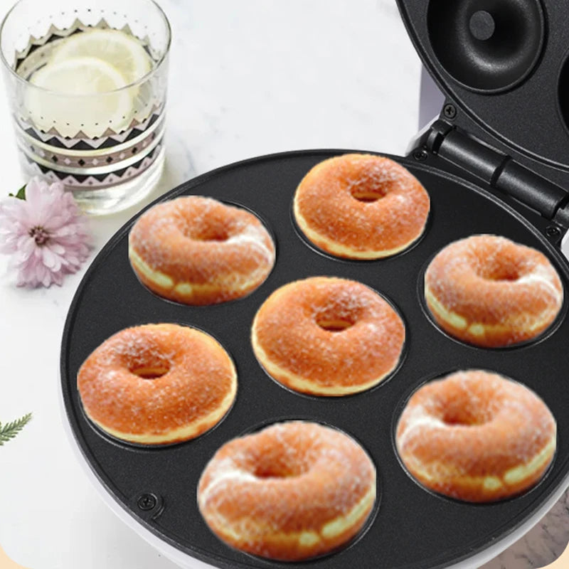 Mini Maquina Donuts Epsilon Eps-79 de Fazer Mini Donuts Maker Rosquinhas 7 Furos 110V Cor Preto